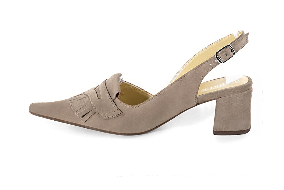 French elegance and refinement for these tan beige dress slingback shoes, 
                available in many subtle leather and colour combinations. Fans of originality will appreciate the fringes and the "Offbeat Rock" side.
To be personalized or not, with your materials and colors.  
                Matching clutches for parties, ceremonies and weddings.   
                You can customize these shoes to perfectly match your tastes or needs, and have a unique model.  
                Choice of leathers, colours, knots and heels. 
                Wide range of materials and shades carefully chosen.  
                Rich collection of flat, low, mid and high heels.  
                Small and large shoe sizes - Florence KOOIJMAN